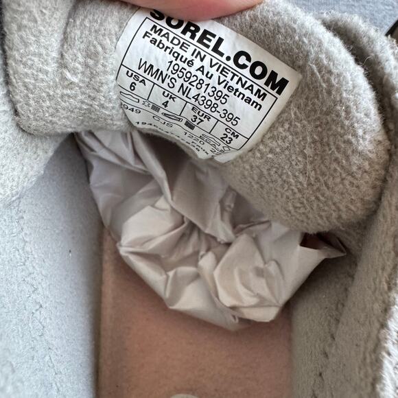 Sorel Women's Kinetic RNEGD Caribou WP Boot, Grey Green/Alpine Tundra Sz 6 - Picture 9 of 11